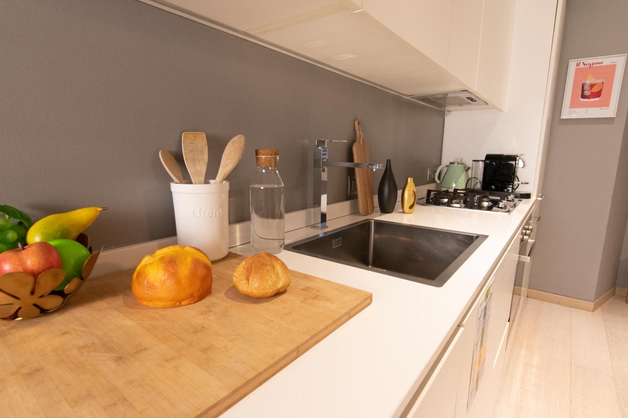 Luxury Apartment - Bramante 7 Milaan Buitenkant foto